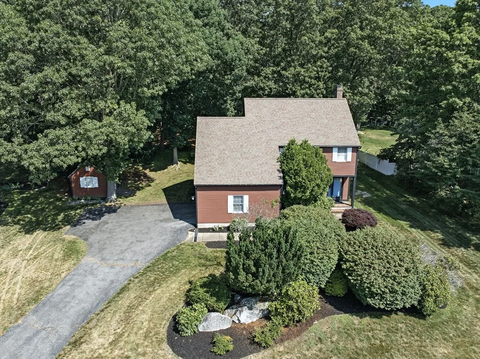 Unit for sale at 16 Wildwood Dr, Newburyport, MA 01950