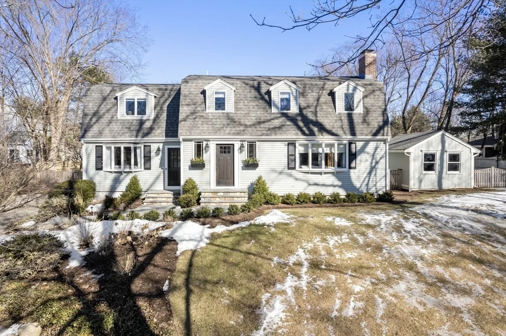 Unit for sale at 4 Stevens Road, Wellesley, MA 02482
