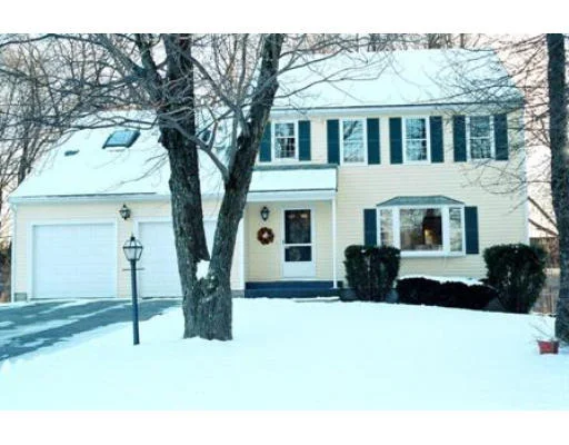 Unit for sale at 9 Rock Rd, North Andover, MA 01845