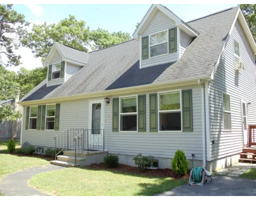 Unit for sale at 14 Ships Wheel Dr, Mashpee, MA 02649