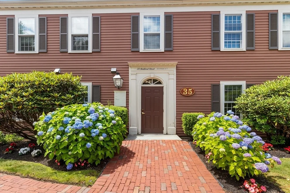 Unit for sale at 35 Bedford St, Lexington, MA 02420