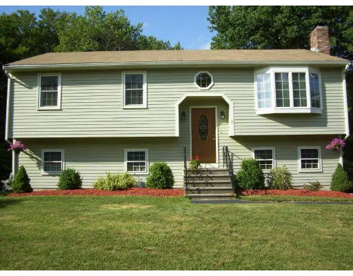 Unit for sale at 12 Reilly Ave, Blackstone, MA 01504