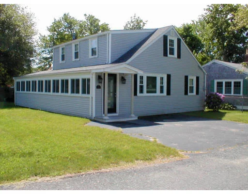 Unit for sale at 34 Park St, Marshfield, MA 02050