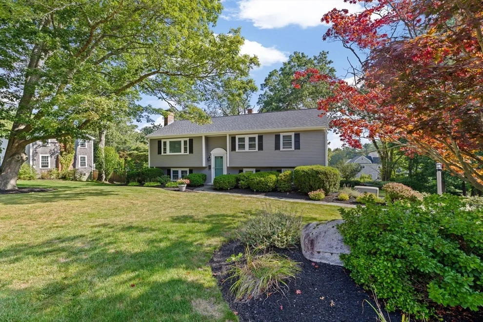 Unit for sale at 14 Aberdeen Drive, Scituate, MA 02066
