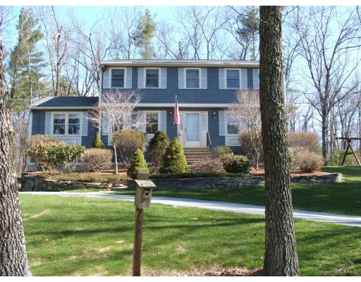 Unit for sale at 5 Marie Ave, Pelham, NH 03076