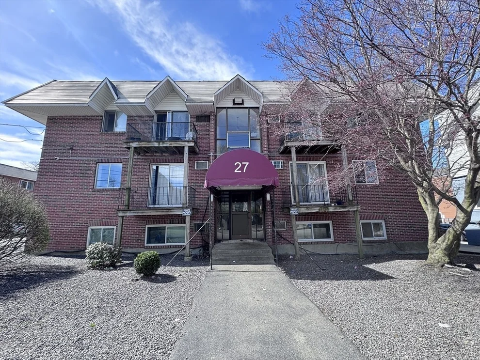 Unit for sale at 27 Gordon St, Framingham, MA 01702