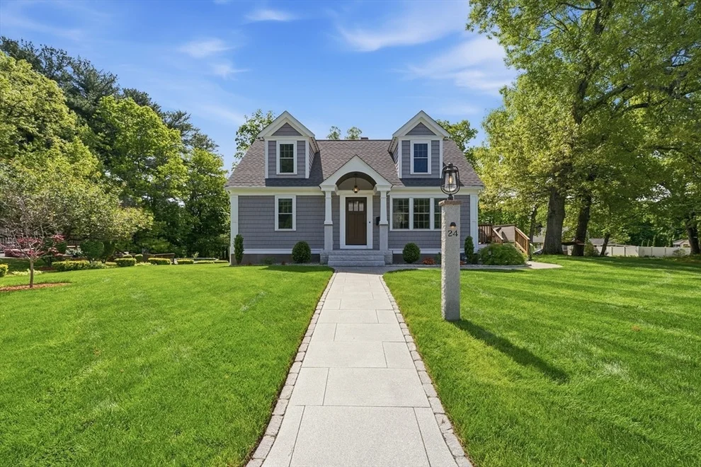 Unit for sale at 24 Pleasant St, Chelmsford, MA 01824