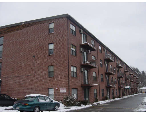 Unit for sale at 10 Wrentham, Worcester, MA 01602
