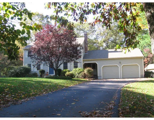 Unit for sale at 40 Tilting Rock Road, Wrentham, MA 02093