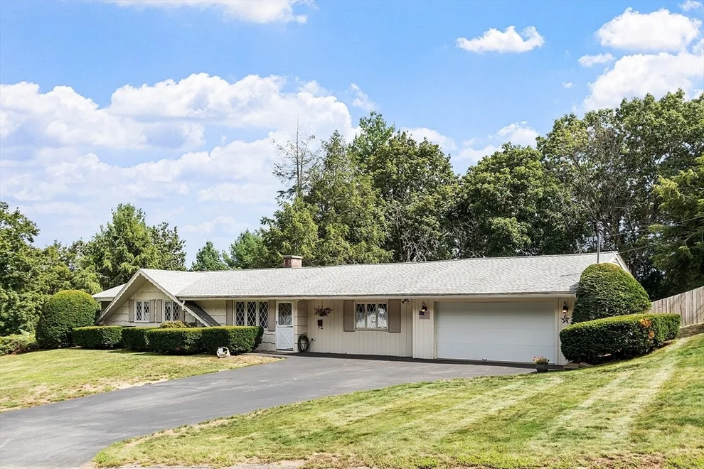 Unit for sale at 11 Parlee Rd, Chelmsford, MA 01824