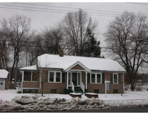 Unit for sale at 96 Colton Pl, Longmeadow, MA 01106