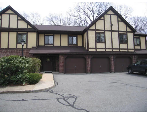 Unit for sale at 14 Rainbow Pond Dr, Walpole, MA 02081