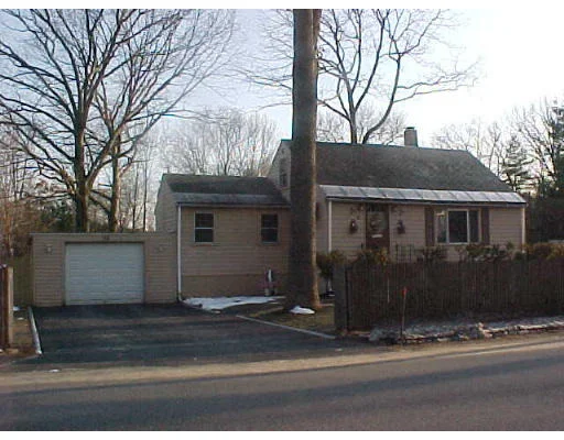 Unit for sale at 16 Pinewood Road, Wilmington, MA 01887