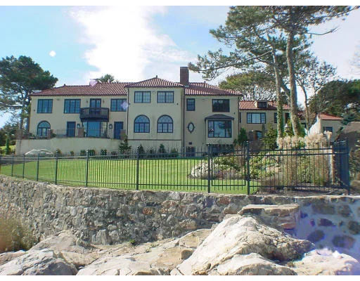 Unit for sale at 321 Ocean Avenue, Marblehead, MA 01945