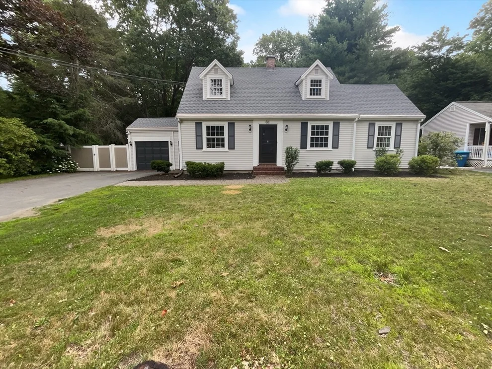 Unit for sale at 611 N Bedford St, East Bridgewater, MA 02333