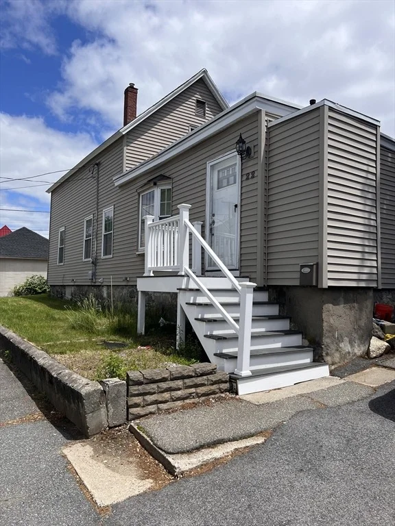 Unit for sale at 1 Coburn Ct, Lowell, MA 01854