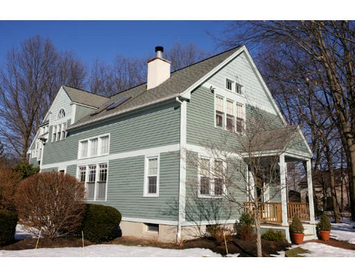 Unit for sale at 2 Coombs Circle, Newburyport, MA 01950