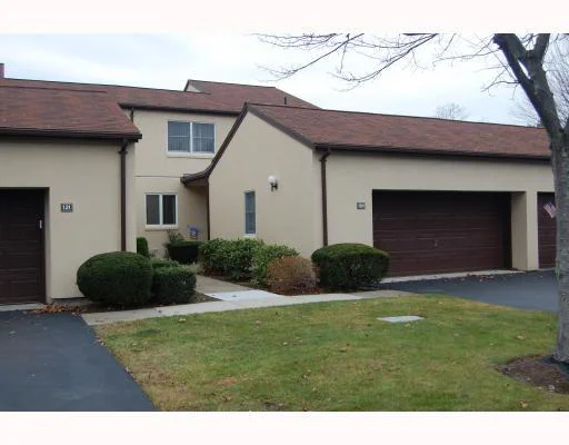 Unit for sale at 2970 Mendon Road, Cumberland, RI 02864