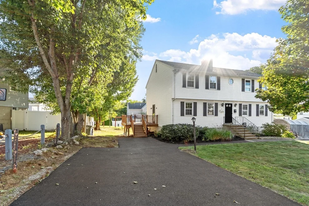 Unit for sale at 94 Mablin, North Andover, MA 01845
