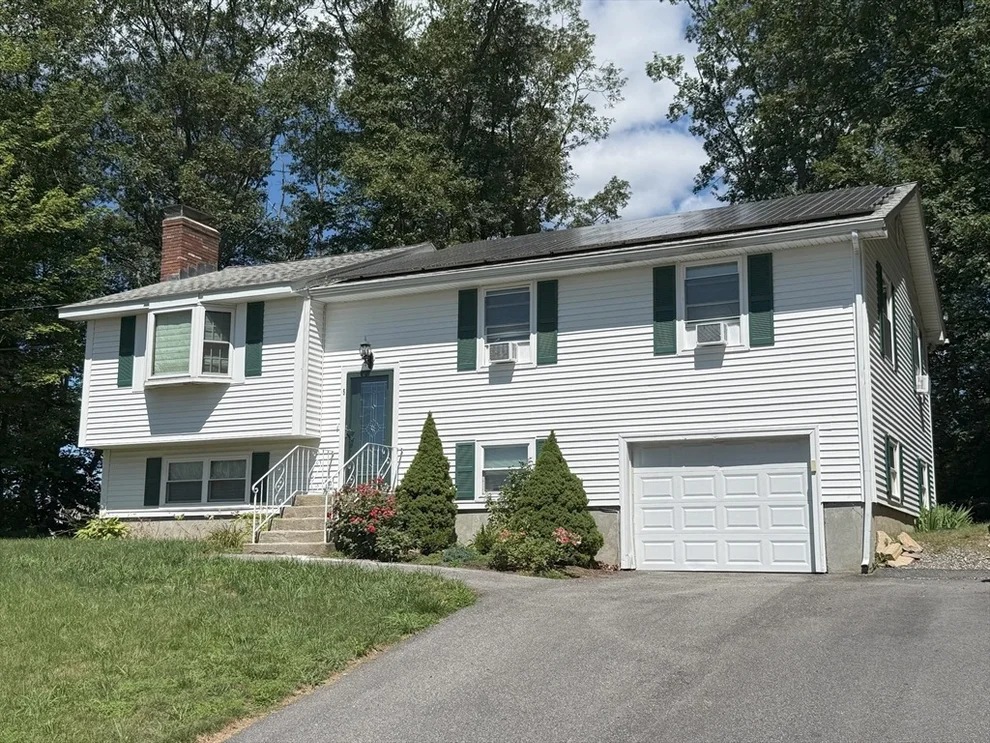 Unit for sale at 5 Ridgewood Dr, Millbury, MA 01527