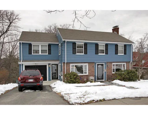 Unit for sale at 7 Manet Circle, Newton, MA 02467