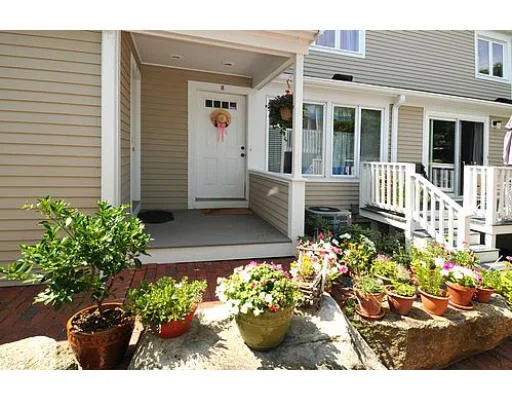 Unit for sale at 15 Stone St, Beverly, MA 01915