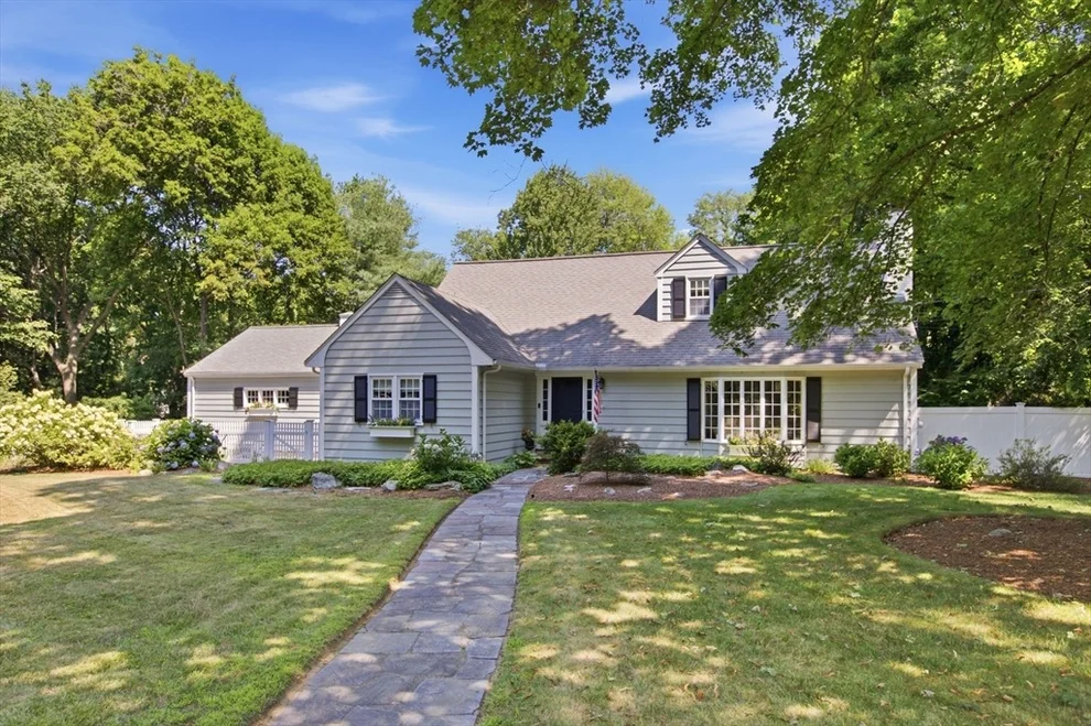 Unit for sale at 280 Singletary Lane, Framingham, MA 01702
