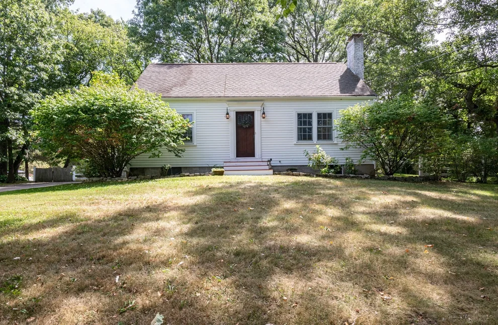 Unit for sale at 67 Cross St, Rowley, MA 01969