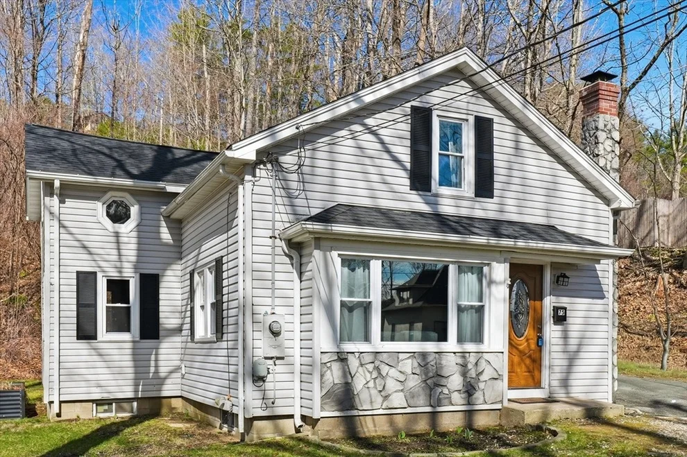 Unit for sale at 75 C St, Athol, MA 01331