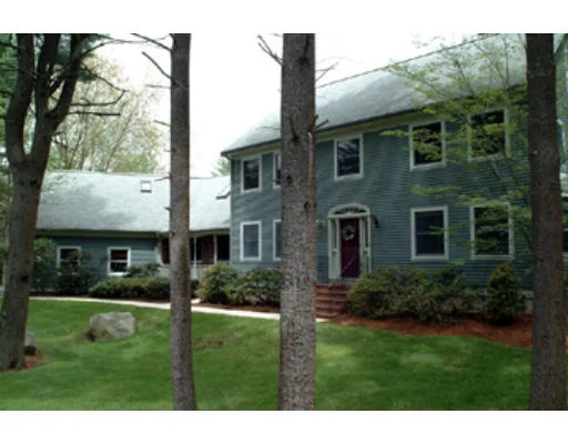 Unit for sale at 3 Bramel Cir, Walpole, MA 02081