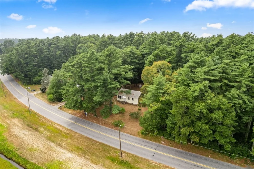 Unit for sale at 531 Marys Pond Rd, Rochester, MA 02770