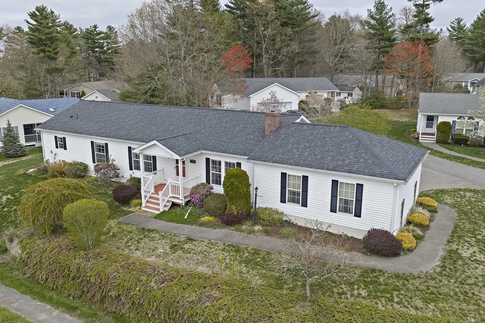 Unit for sale at 6802 Oak Point Drive, Middleboro, MA 02346