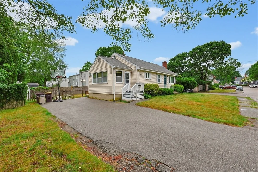 Unit for sale at 67 Branch Rd, Weymouth, MA 02190