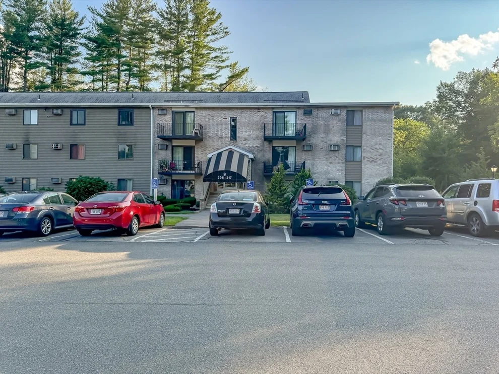 Unit for sale at 440 North Ave, Haverhill, MA 01830