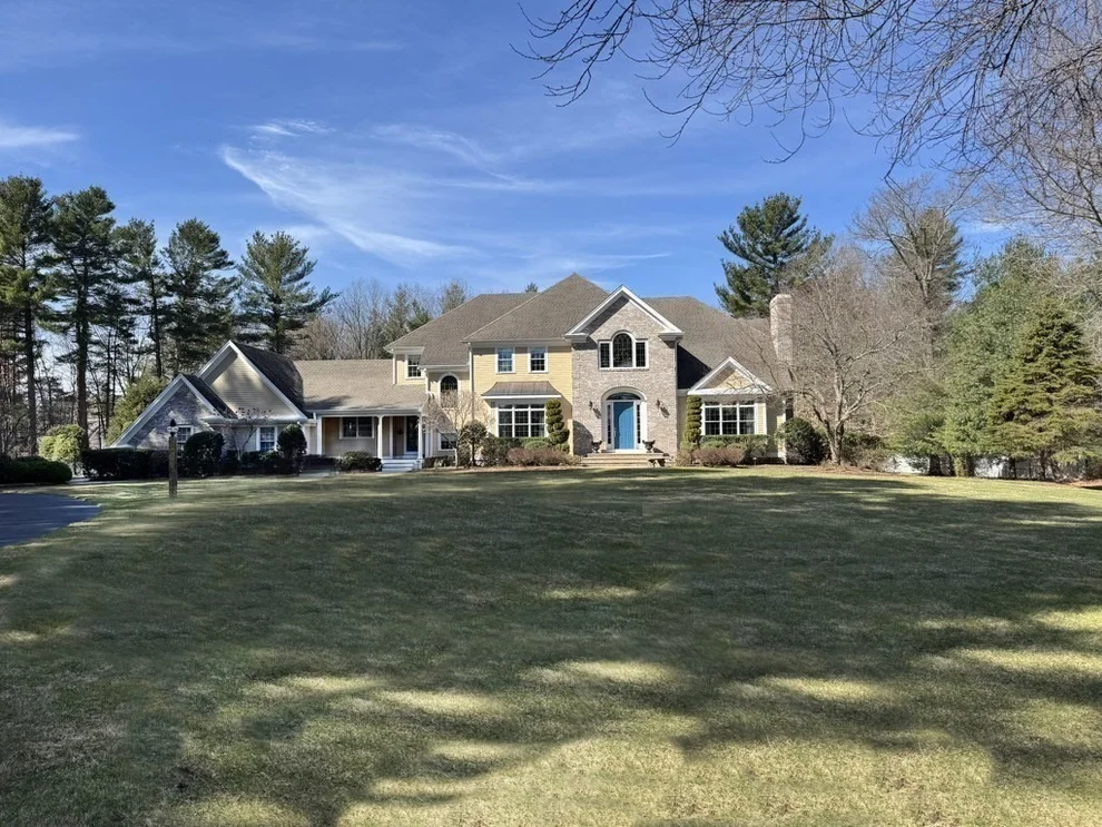 Unit for sale at 59 Anderson Farm Rd, Hanover, MA 02339