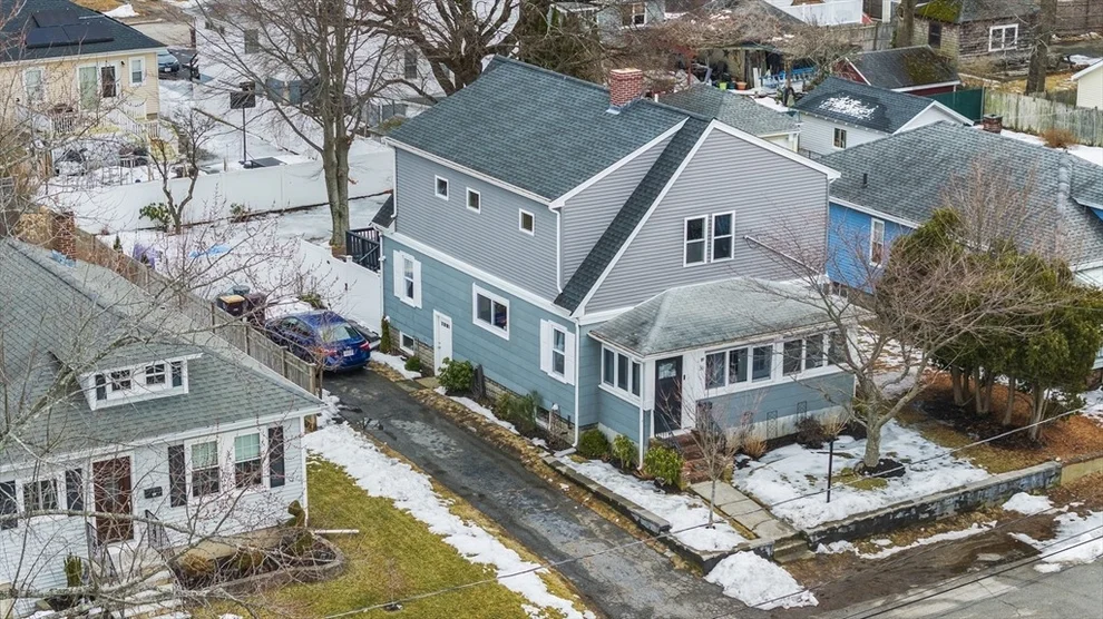 Unit for sale at 36 Sherwood Rd, Weymouth, MA 02191