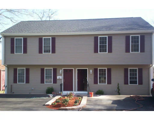 Unit for sale at 28B Lincoln Street, Millville, MA 01529