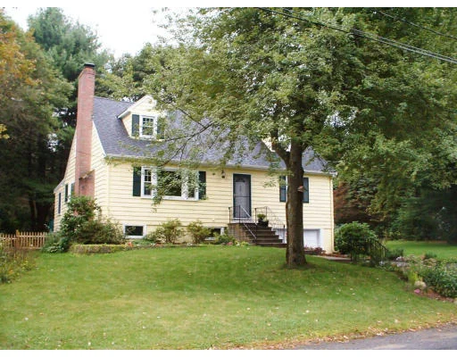 Unit for sale at 8 Bonnievale Dr, Bedford, MA 01730