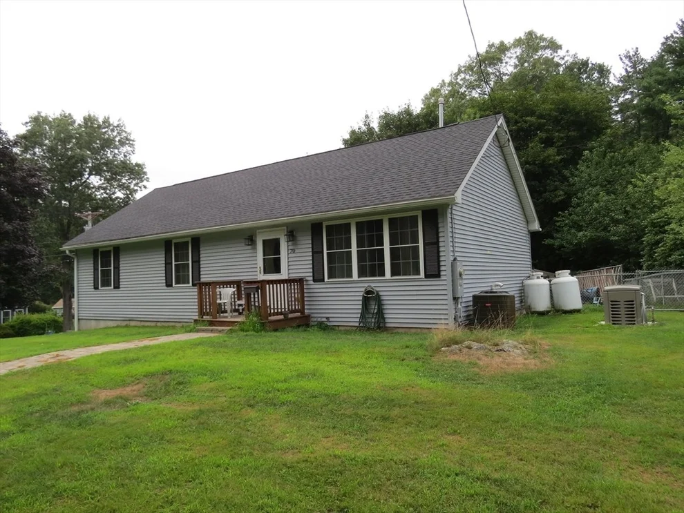 Unit for sale at 70 Crestwood Dr, Northborough, MA 01532