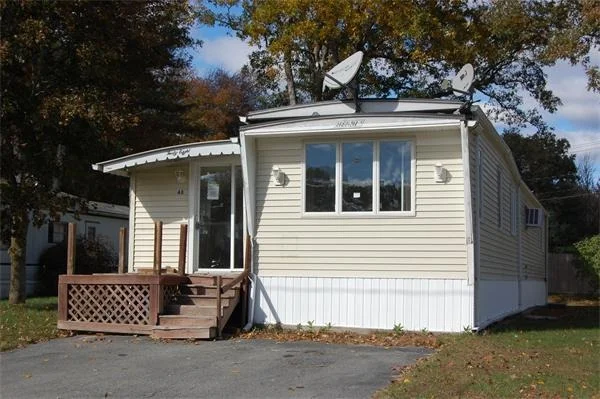 Unit for sale at 48 Cypress, Taunton, MA 02780