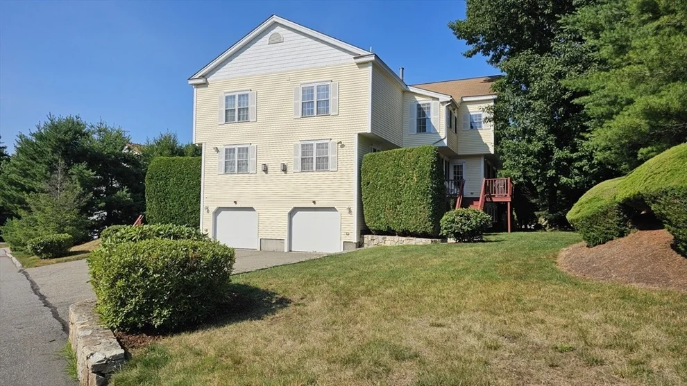 Unit for sale at 10 Paul Revere Path, Hopkinton, MA 01748