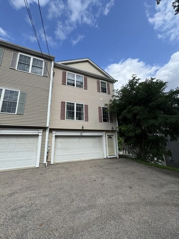 Unit for sale at 89 E Mountain St, Worcester, MA 01606