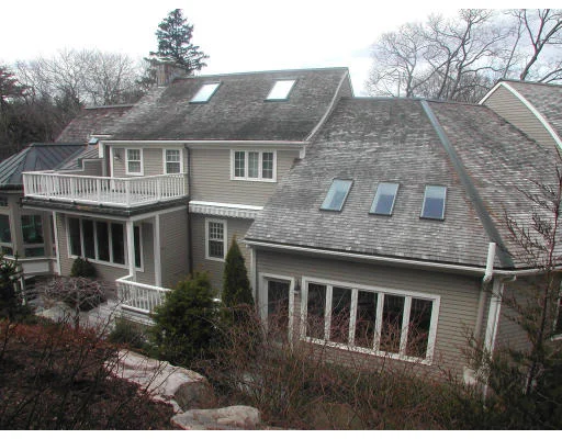 Unit for sale at 6 Greenwood Road, Wellesley, MA 02481