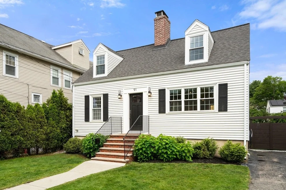 Unit for sale at 91 Evans St, Watertown, MA 02472