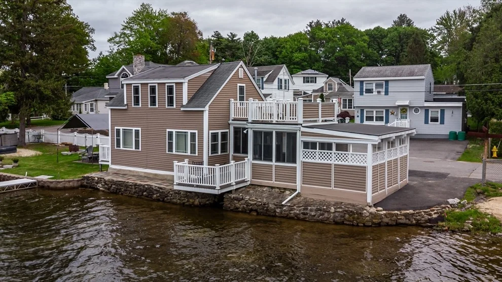 Unit for sale at 3 Lakeside Ave, Lunenburg, MA 01462