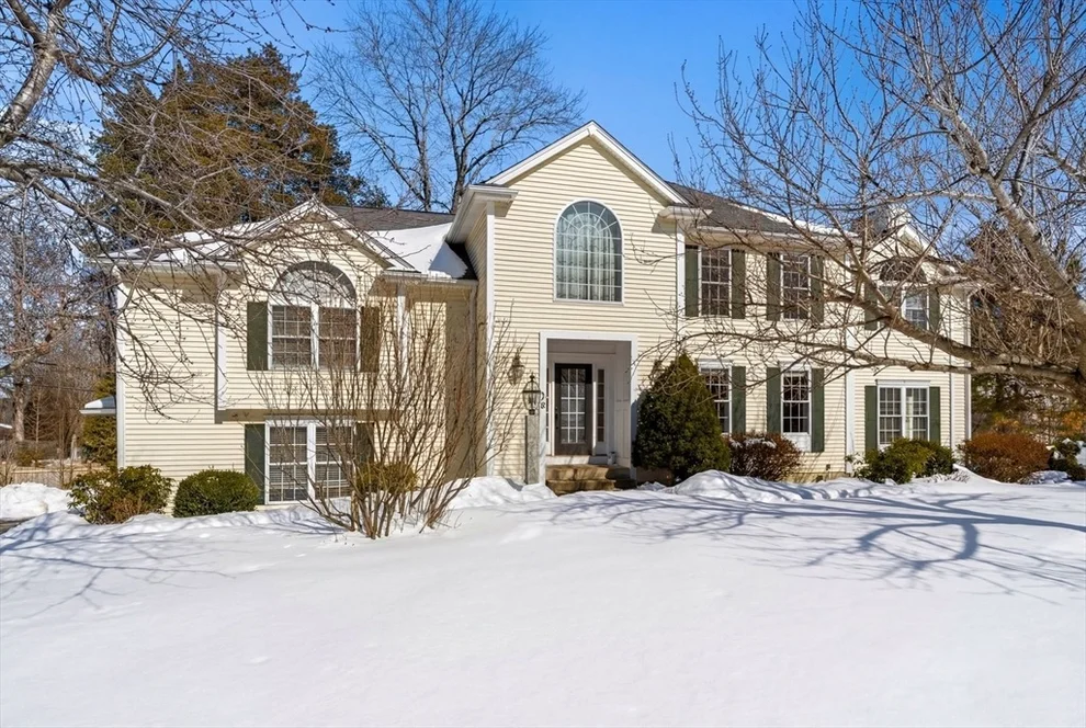 Unit for sale at 36 Lucey Dr, Newburyport, MA 01950