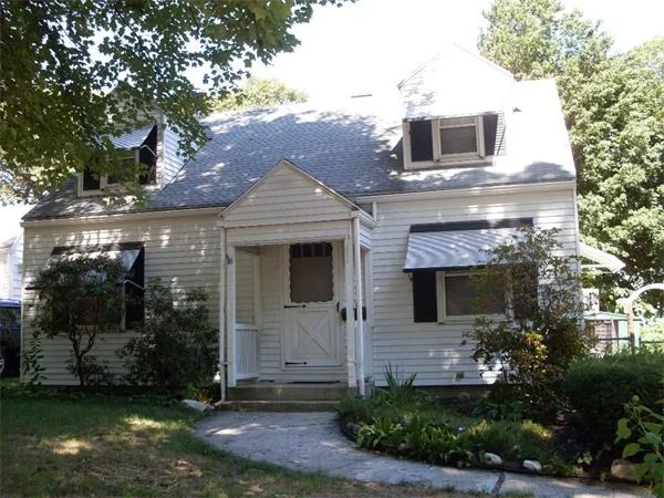 Unit for sale at 207 Groveland St, Springfield, MA 01108