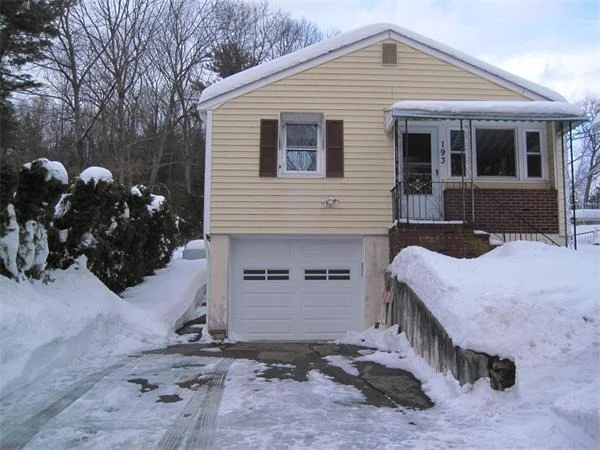 Unit for sale at 193 Water St, Saugus, MA 01906