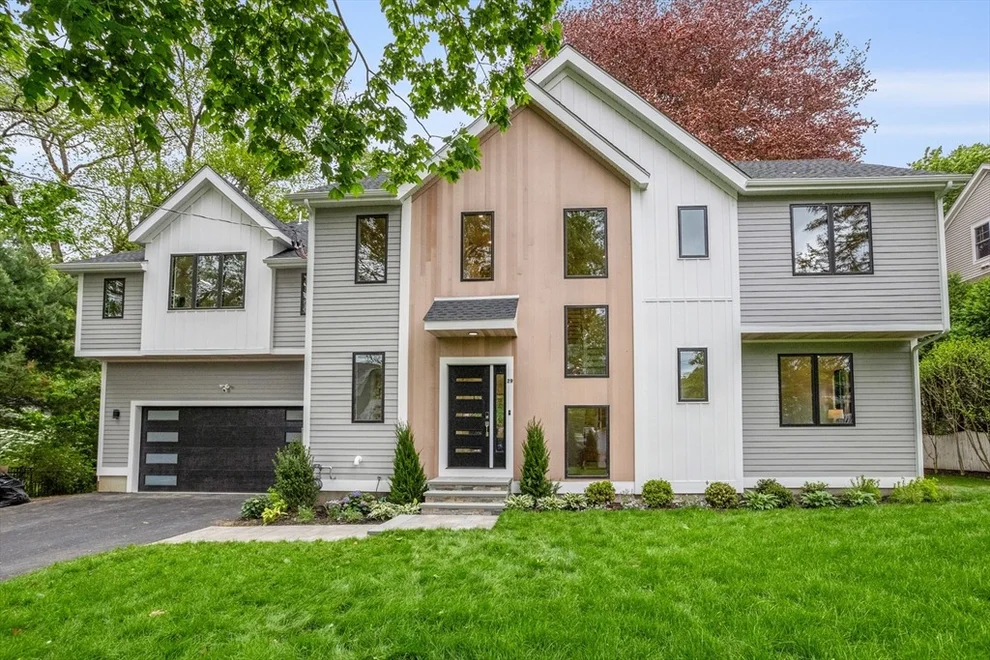 Unit for sale at 29 Hancock St, Bedford, MA 01730
