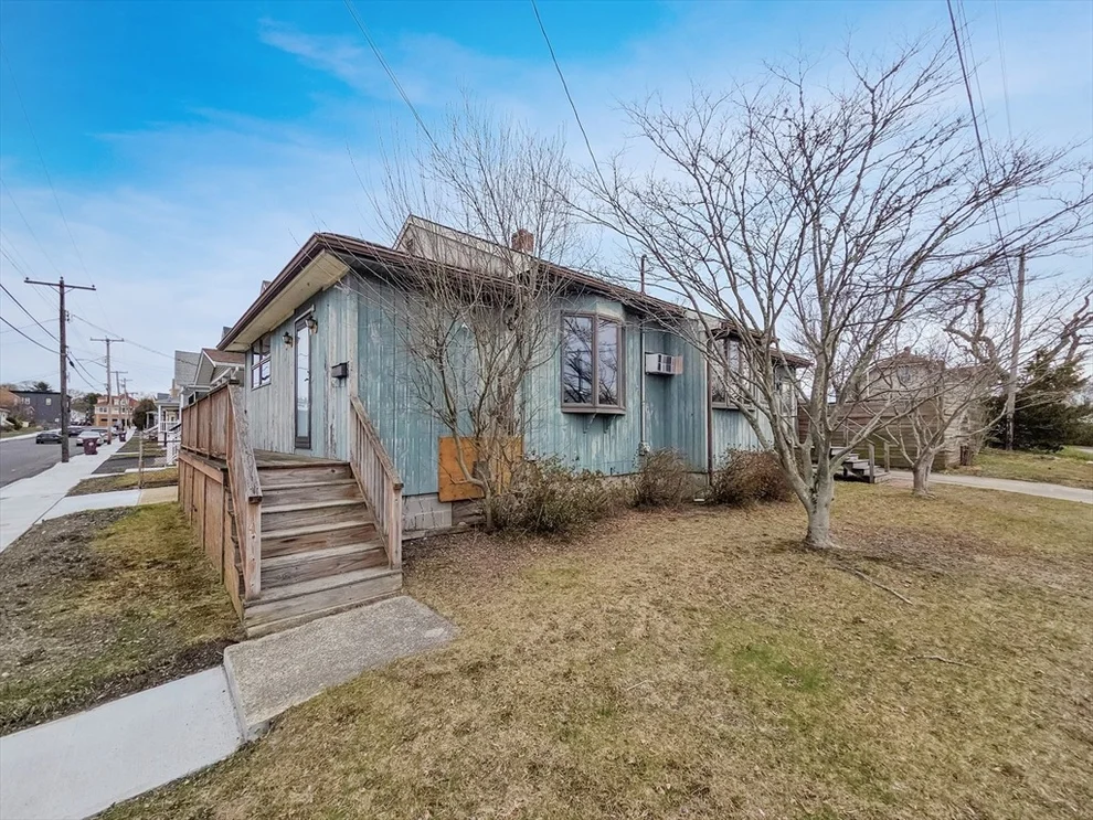 Unit for sale at 54 Slocum St, Acushnet, MA 02743